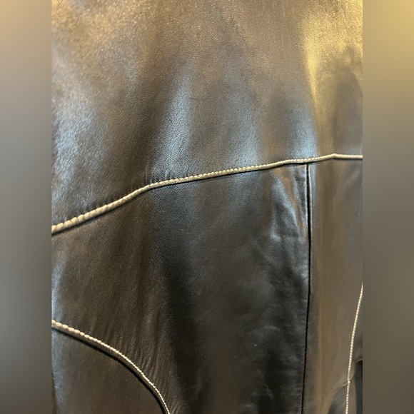 018. MK Women’s Black Leather Jacket GORGEOUS! Length 25” • M - Picture 9 of 10